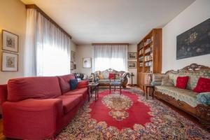 4 LOCALI A REGGIO NELL'EMILIA
