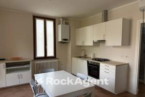 PARMA - ADIACENZE CENTRO - BILOCALE CON TERRAZZINO