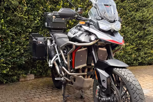 Triumph tiger 900 gt pro
