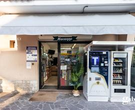 Attività Commerciale Cattolica [MC004VCG]