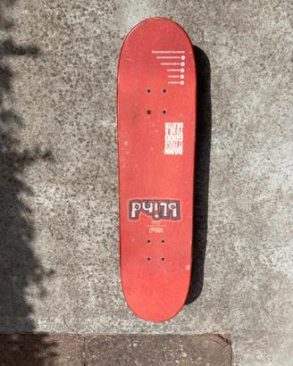 Skateboard blind di marca usato
