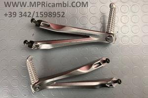 PEDANE PASSEGGERO YAMAHA R1 2006 2005 2004 YZF