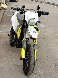 Husqvarna Svartpilen 701