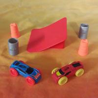 NERF NITRO, 2 auto con rampa e altri 4 accessori