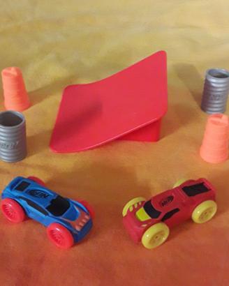 NERF NITRO, 2 auto con rampa e altri 4 accessori