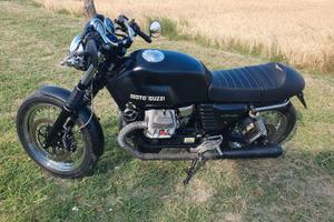 Moto Guzzi V7 750 Classic 2011