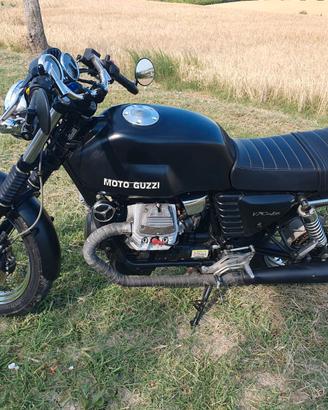 Moto Guzzi V7 750 Classic 2011