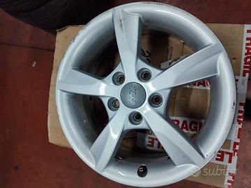 Cerchi in lega da 17 per Audi A4