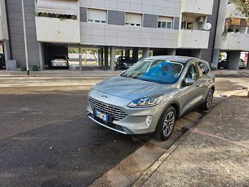 Ford Kuga 2.5 Plug in 225cv
