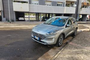 Ford Kuga 2.5 Plug in 225cv