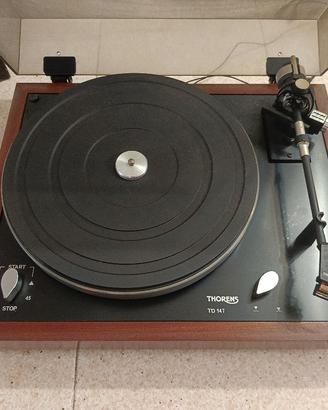 giradischi thorens TD 147
