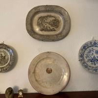 Lotto 4 piatti decorativi antichi/vintage