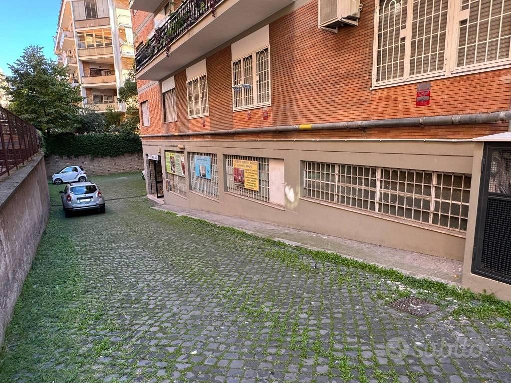 Immobile di 572 m² a Roma - Vista 3
