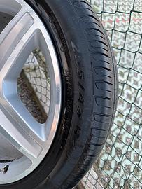 Gomme estive Pirelli 264/45R20 con cerchi in