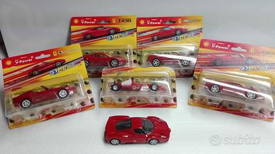 Ferrari HOT WHEELS  a retro carica