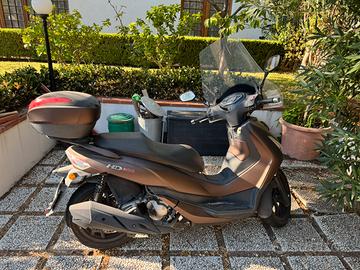 Scooter Sym HD 300