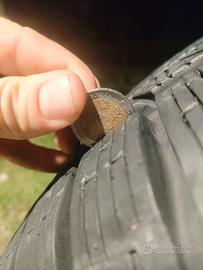 2 Gomme invernali 235/65 r17