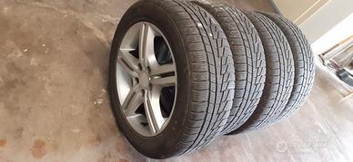 Cerchi con gomme Ford
