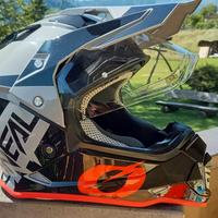 Casco nuovo mai usato O' neal Sierra RV.23 gr