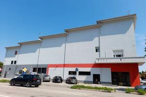 Locale commerciale a Massa Finlese (Mo)