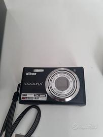 Fotocamera Coolpix s560