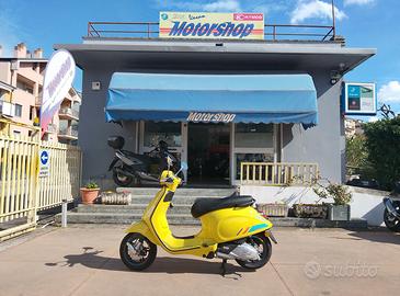Piaggio Primavera 125 Vespa Primavera S