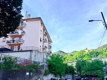 5 LOCALI A GENOVA