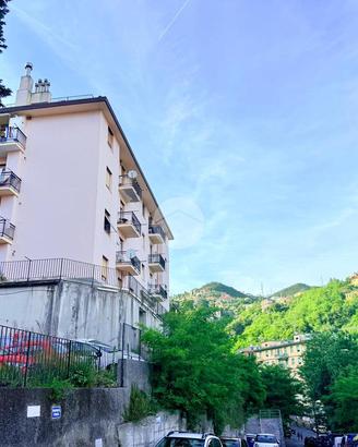 5 LOCALI A GENOVA