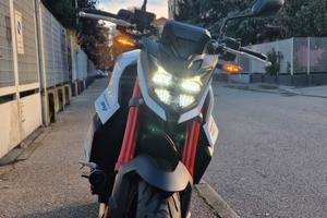 Honda CB750 Hornet (2023) - Solo 6.300 km