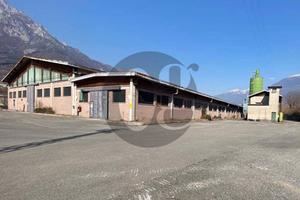 Immobile di 6800 m² con più di 5 locali a Breno
