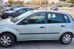 Ford Fiesta 1.400 cc TDCi 70 cv