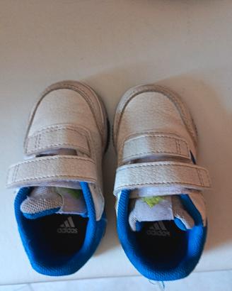 scarpe Adidas n. 20