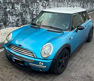 Mini One 2004