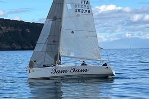 Beneteau platu 25