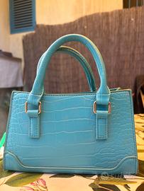 Borsetta colore celeste