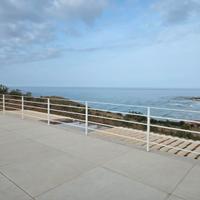 Villa a pochi passi dal mare con piscina