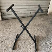Cavalletto per tastiera