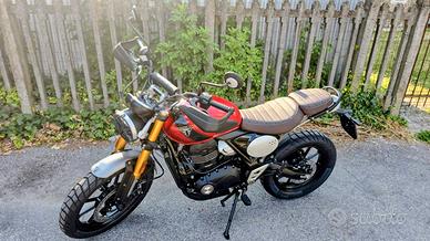 Triumph Scrambler  400 X