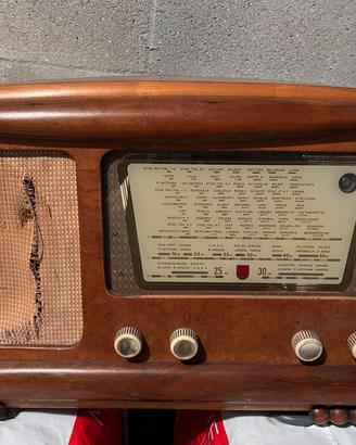 Radio Philips valvolare anni ‘50