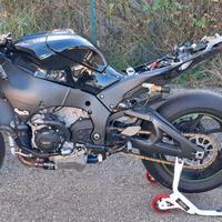 Kawasaki Ninja ZX-10 RR 2023 parti ricambi racing