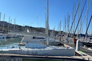 Barca a vela one off 7.50