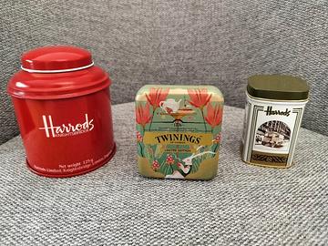 Contenitori Harrods e Twinings