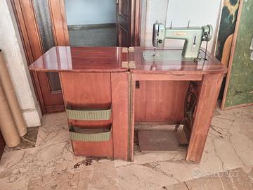 Mobiletto macchina da cucire vintage Diamant