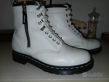 dr.martens 41 con zip e lacci
