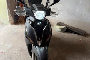 Kymco People S 200 come nuovo
