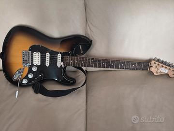 Chitarra elettrica tipo Fender Stratocaster