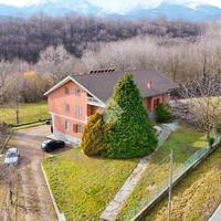 TRIFAMILIARE A GIAVENO
