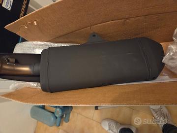 Terminale scarico suzuki gsx s 750