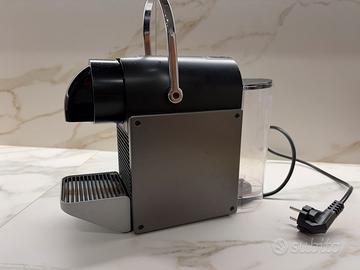 Nespresso  pixie titan