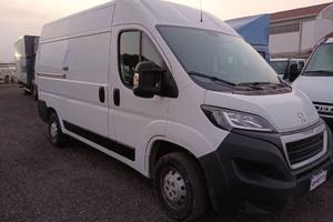 Peugeot Boxer 330